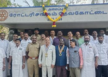 புதிய பயணியர் நிழற்குடை திறப்பு