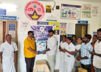 மருத்துவமனைக்கு மினரல் குடிநீர் இயந்திரம் வழங்கல்