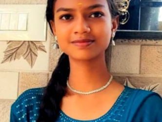 மாணவி சாதனை