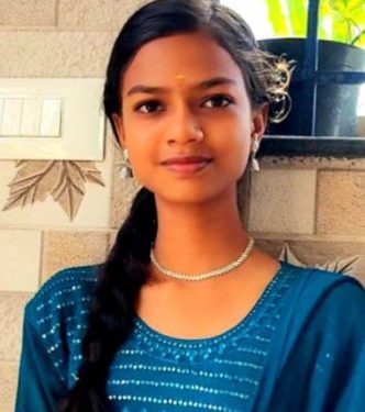 மாணவி சாதனை