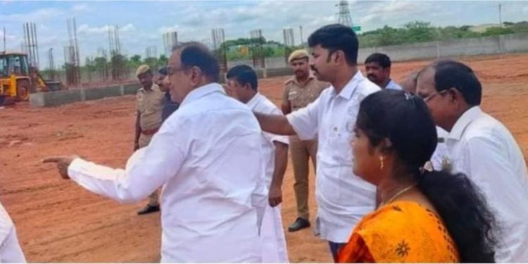 மதிய உணவு மற்றும் நிதி அமைச்சர் ஆய்வு