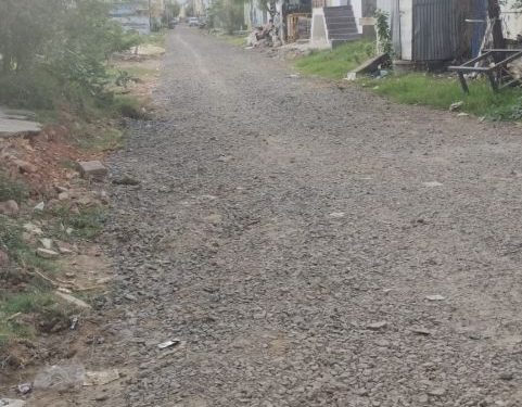 சாலை சீரமைக்க கோரிக்கை