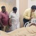 பழவேற்காடு  மீனவர்களை சந்தித்த முன்னாள் எம்எல்ஏ
