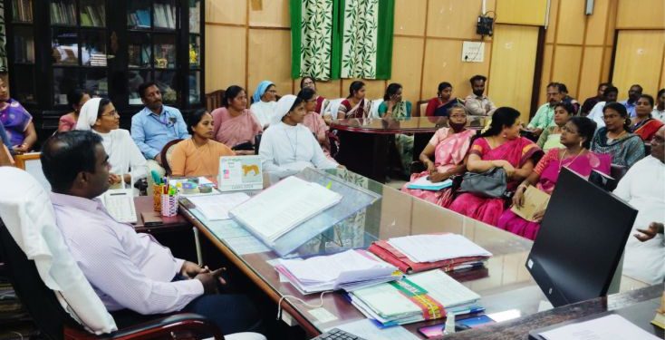 மாணவர்களின் கல்வி மேம்பட ஆசிரியர்கள் ஆலோசனைக் கூட்டம்