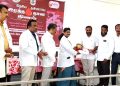 இரத்ததான விருதை வழங்கிய கல்லூரி முதல்வர்