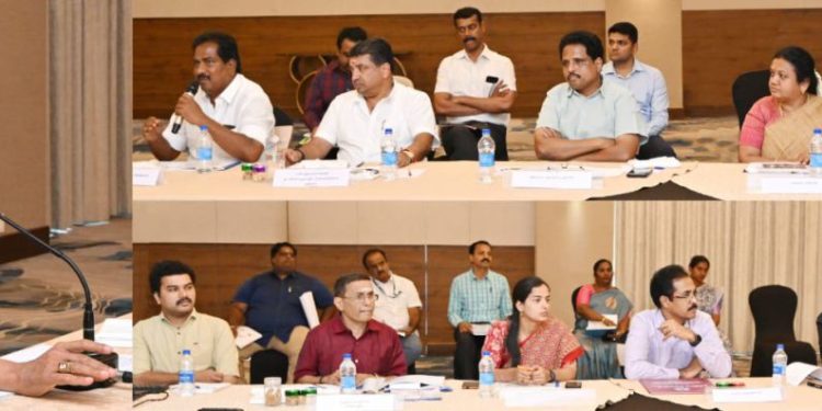 முதலமைச்சர் வெள்ளம் பாதிப்பு குறித்து ஆலோசனை