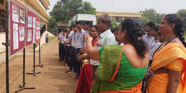 அரசு சார்பில் புகைப்படக் கண்காட்சி