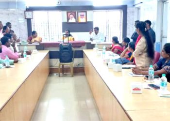 பேரூராட்சியில் மாதாந்திர கூட்டம்