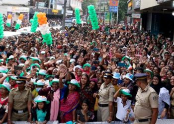 தெருமுனையில் நடைபெற்ற பொதுக்கூட்டம்