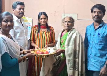 முன்னாள் மாணவ மாணவிகள் சார்பில் நிகழ்ச்சி