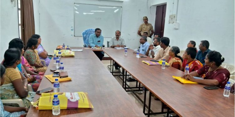 பொருளாதார மேம்பாடு குறித்து ஆலோசனை கூட்டம்