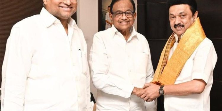 புதிய நூலகத்தை திறந்து வைக்க முதலமைசருக்கு அழைப்பு