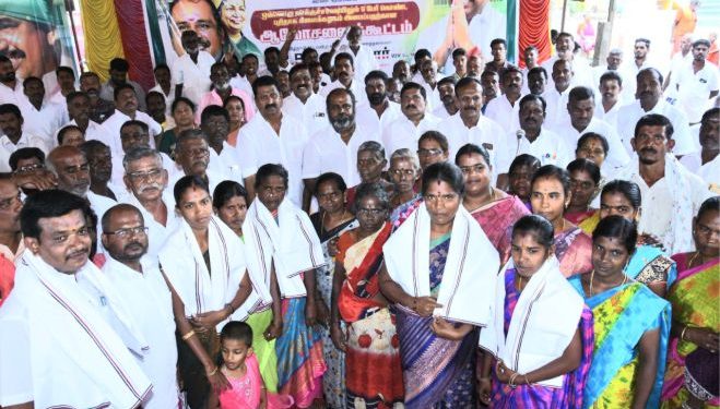 அதிமுக நிர்வாகிகள் ஆலோசனை கூட்டம்