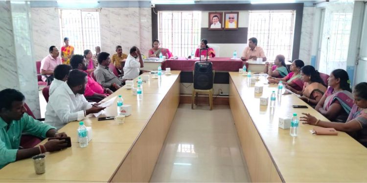 பேரூராட்சியில் மாதாந்திர கவுன்சிலர்கள் கூட்டம்
