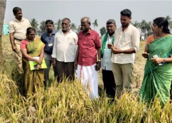 விவசாயிகளுடன் கலந்துரையாடிய இந்திய அணு விஞ்ஞானி