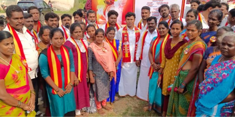 கழக கொடி ஏற்றுதல் மற்றும் பலகை திறப்பு விழா