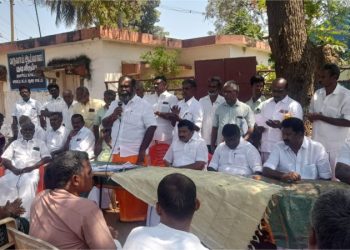 அதிமுக சார்பில் பூத் கமிட்டி ஆலோசனை கூட்டம்