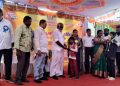 நடுநிலைப் பள்ளியில் ஆண்டு விழா