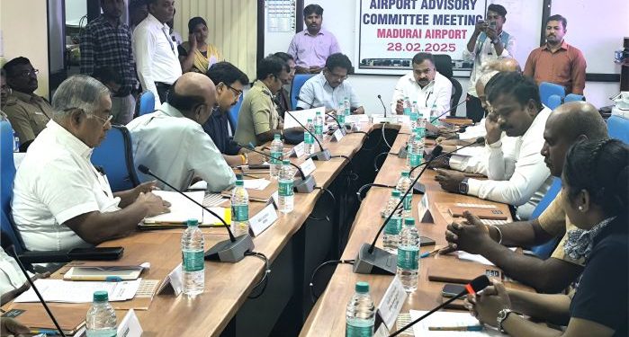 விமான நிலைய ஆலோசனைக் கூட்டம்