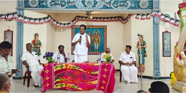 கல்லல் ஒன்றிய கழகத்தின் சார்பாக கூட்டம்