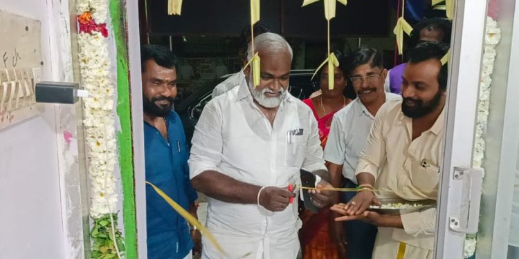 புதியதாக திறக்கப்பட்ட ஜெயதேவ் எண்டர்பிரைசஸ் நிறுவனம்