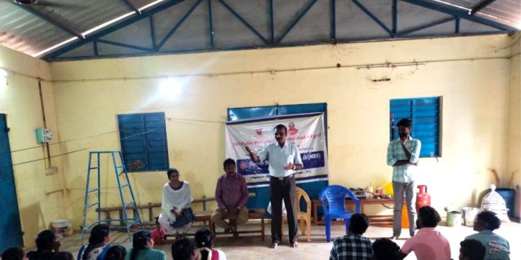 நாட்டு நலப் பணித் திட்ட ஏழுநாள் சிறப்பு முகாம்