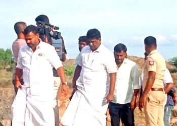 விபத்து நடந்த இடத்தை பார்வையிட்ட எம்.எல்.ஏ