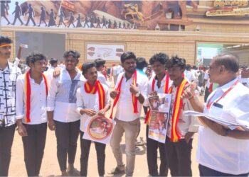 மதுரையில் தமிழக வெற்றிக் கழக மாநாடு