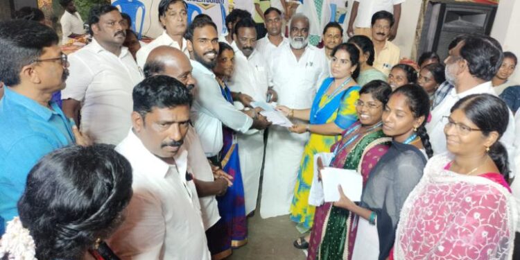 பொன்னேரியில் நலன் காக்கும் ஸ்டாலின் திட்ட முகாம்