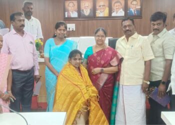 வட்டார வளர்ச்சி அலுவலகத்தில் ஒன்றிய குழு உறுப்பினர்கள் கூட்டம்