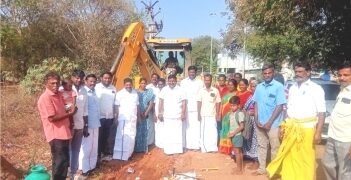 காரைக்குடியில் புதிய தார்ச்சாலை பணிக்கான பூமி பூஜை