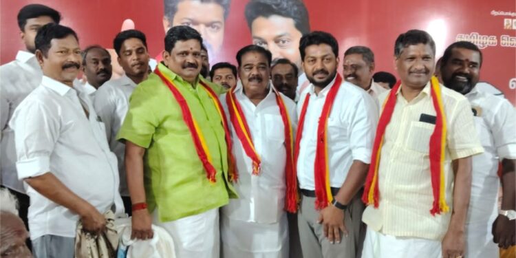 தமிழக வெற்றி கழகத்தில் 3000 பேர் இணைவு