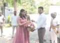 தேனி மாவட்டத்திற்கு வருகை தந்த அமைச்சர் கீர்த்தனாவுக்கு ஆட்சியர் வரவேற்பு