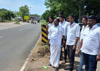 வாடிப்பட்டி நகர்ப்புற சாலையில் மின்விளக்கு அமைக்க எம்.எல்.ஏ ஆய்வு