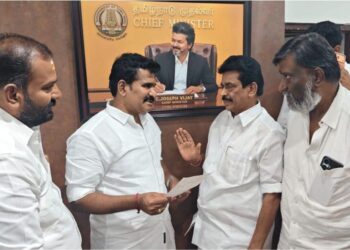 புதிய பேருந்து நிலையத்திற்கு  பெயர் சூட்ட  பி.கே. மூக்கையாத் கோரிக்கை